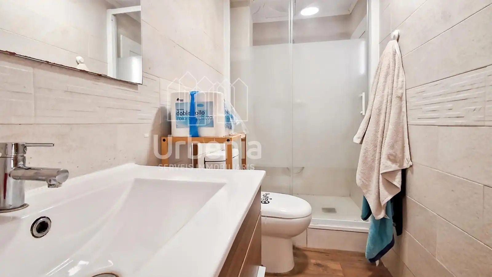 Bathroom of Flat for sale in Mataró  with Terrace