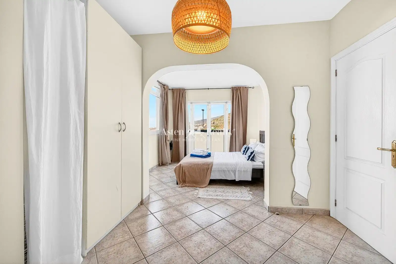 Habitación de Apartamento en venta en Adeje con Terraza, Piscina y Amueblado