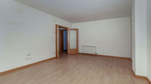 Foto 2 de Piso en venta en C/ Vall D´arán, Albatàrrec, Lleida
