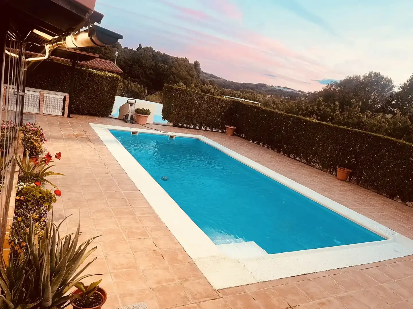 Piscina de Finca rústica en venda en Cuacos de Yuste amb Aire condicionat, Jardí privat i Traster
