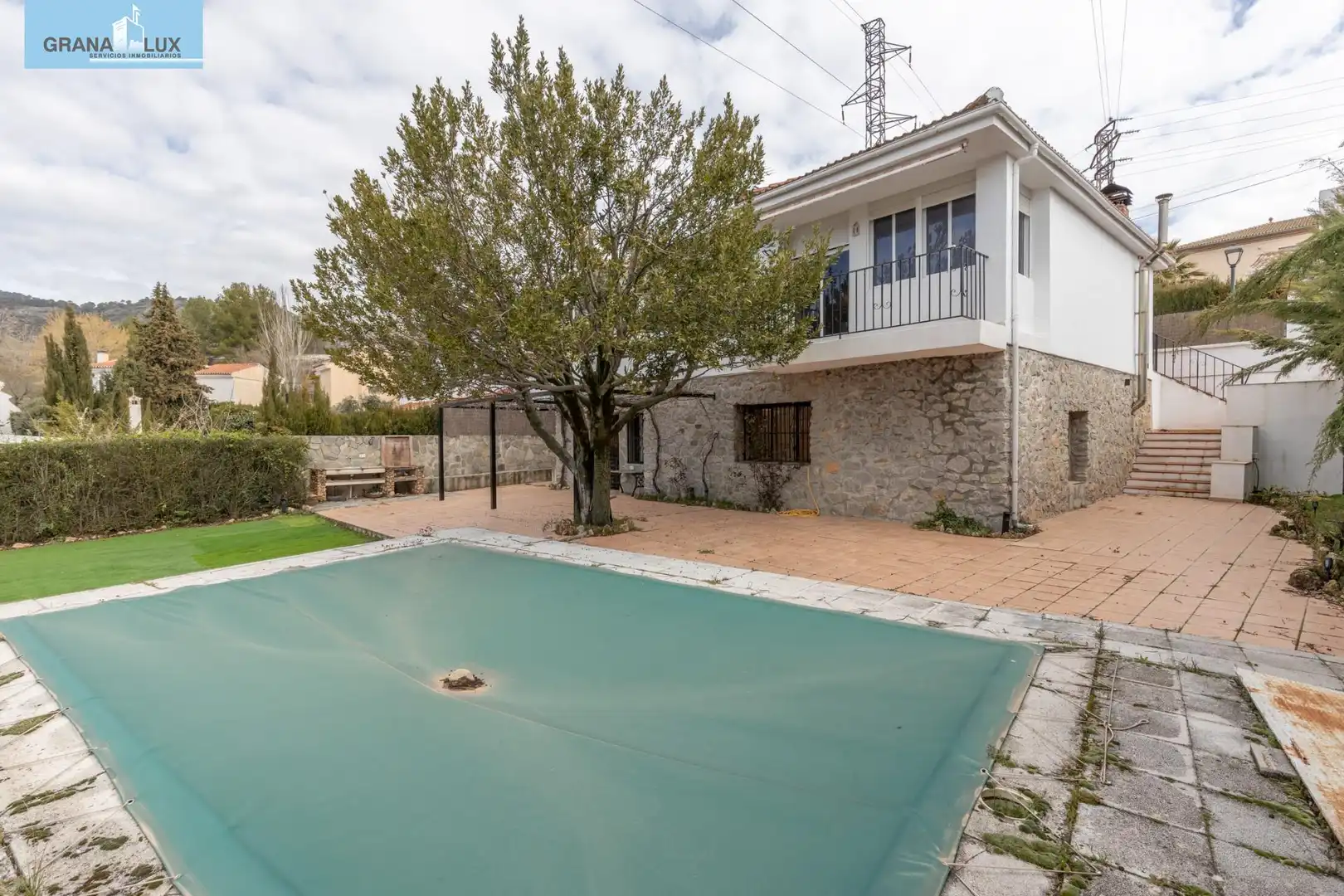 House with pool for sale in Avenida del Puente Nuevo, imagen 2