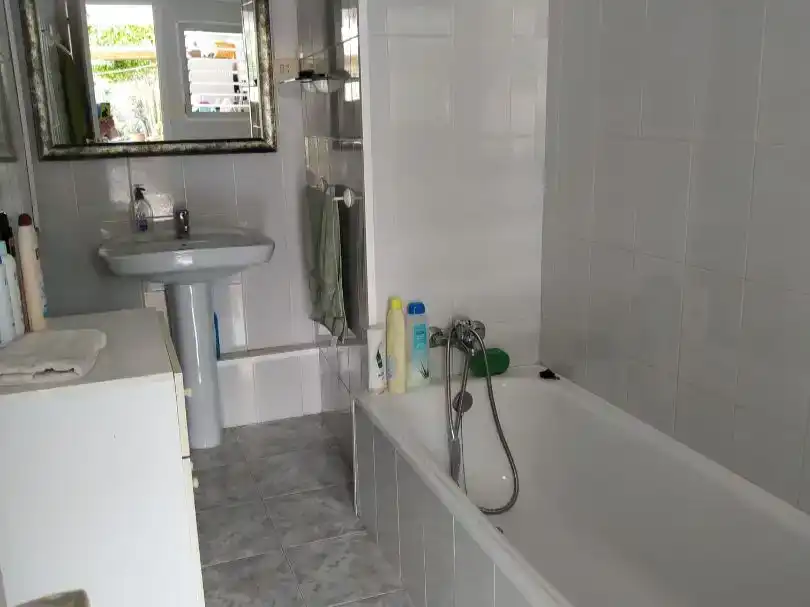 Bany de Pis en venda en Burriana / Borriana amb Jardí privat i Moblat