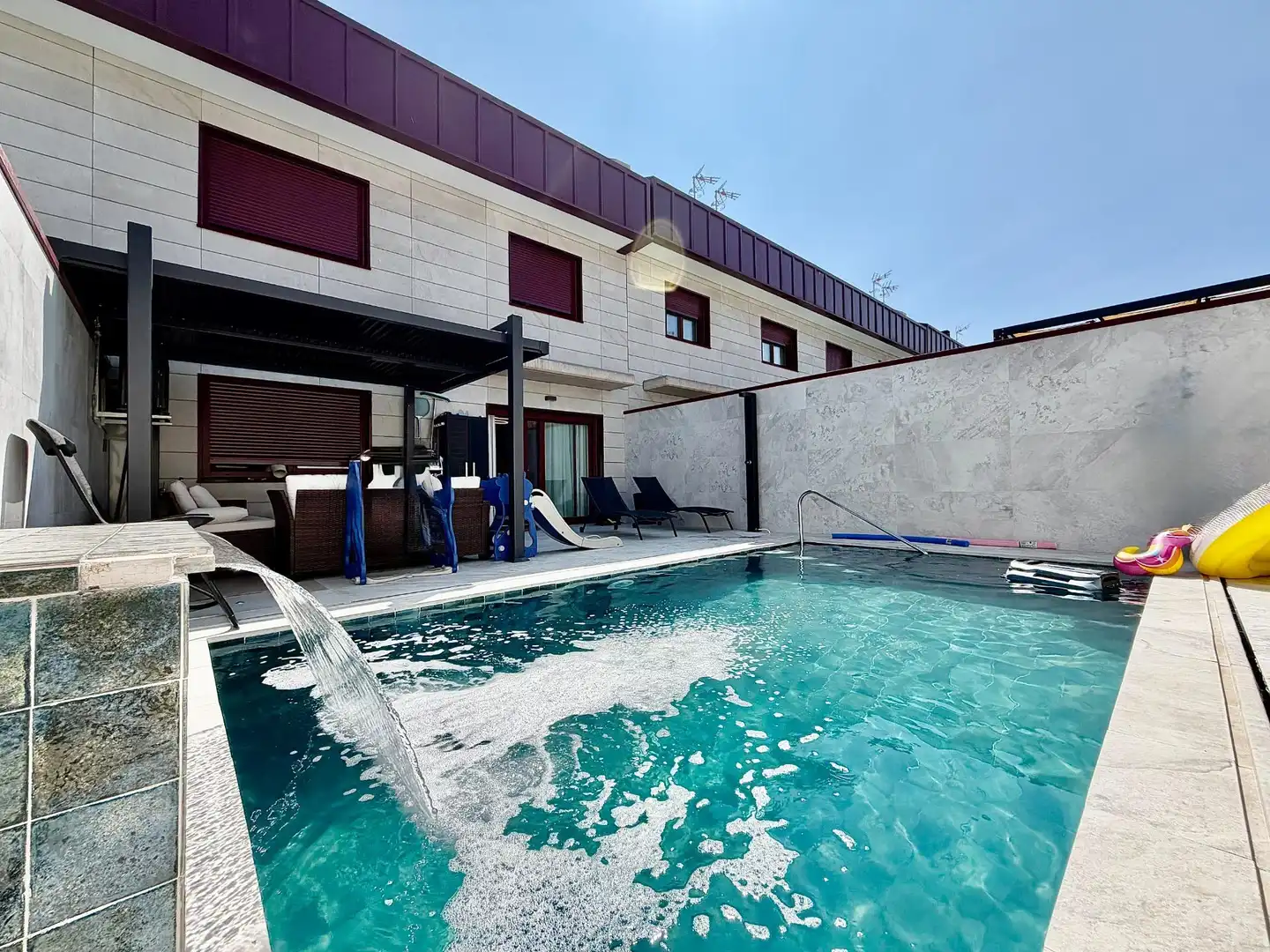 Piscina de Casa adosada en venda en Rivas-Vaciamadrid amb Aire condicionat, Calefacció i Piscina