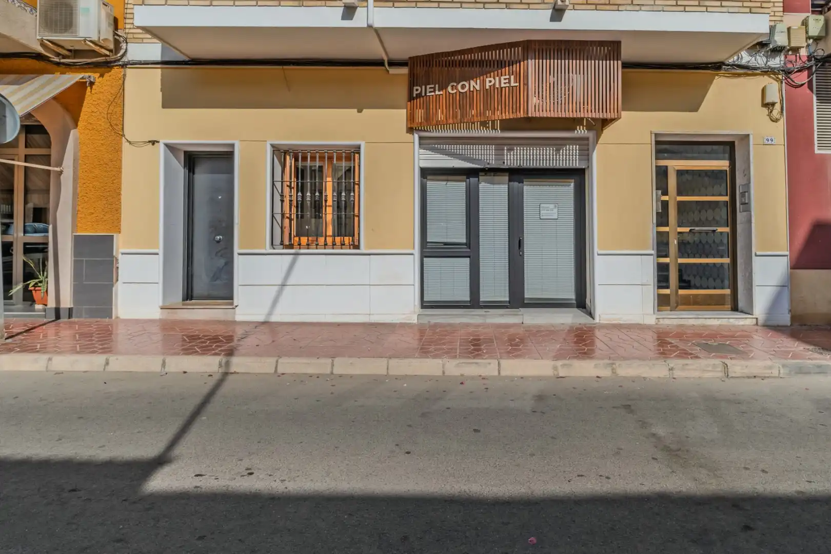 Vista exterior de Dúplex en venta en Guardamar del Segura con Aire acondicionado, Terraza y Amueblado