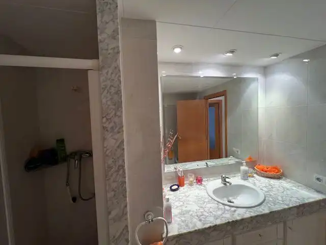 Bathroom of Flat for sale in La Ràpita  with Storage room and Balcony