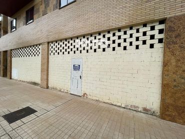 Local comercial en venda a Nuevo Cáceres