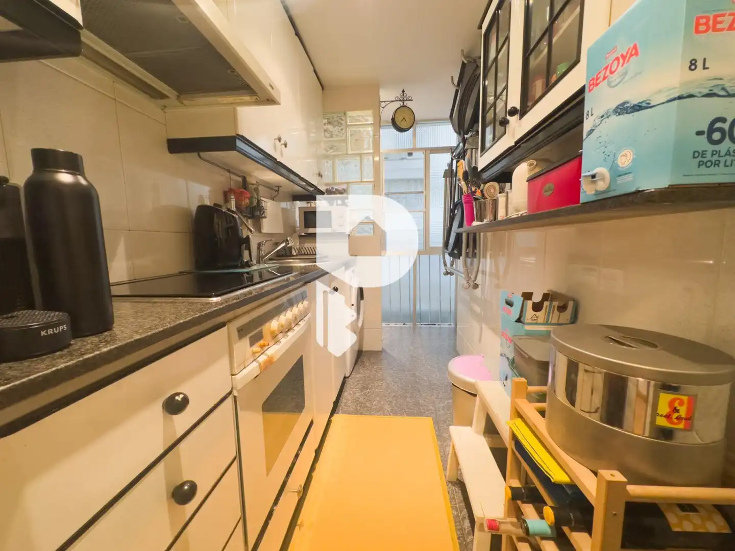 Kitchen of Flat for sale in Cornellà de Llobregat  with Air Conditioner, Heating and Parquet flooring