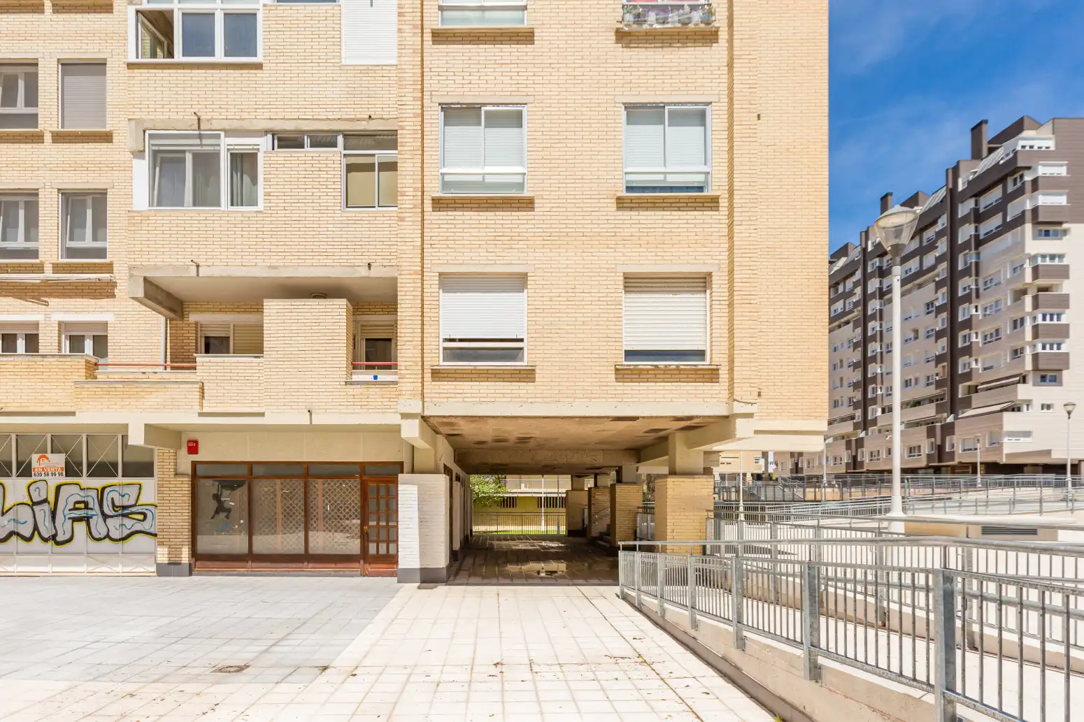 Exterior view of Commercial properties for sale in Zizur Mayor / Zizur Nagusia