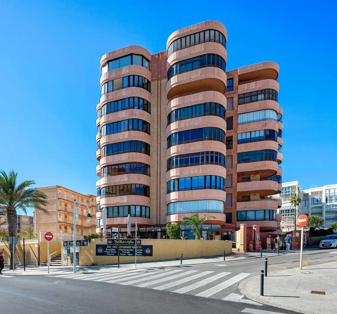 Vista exterior de Apartament en venda en Elche / Elx amb Aire condicionat, Calefacció i Terrassa