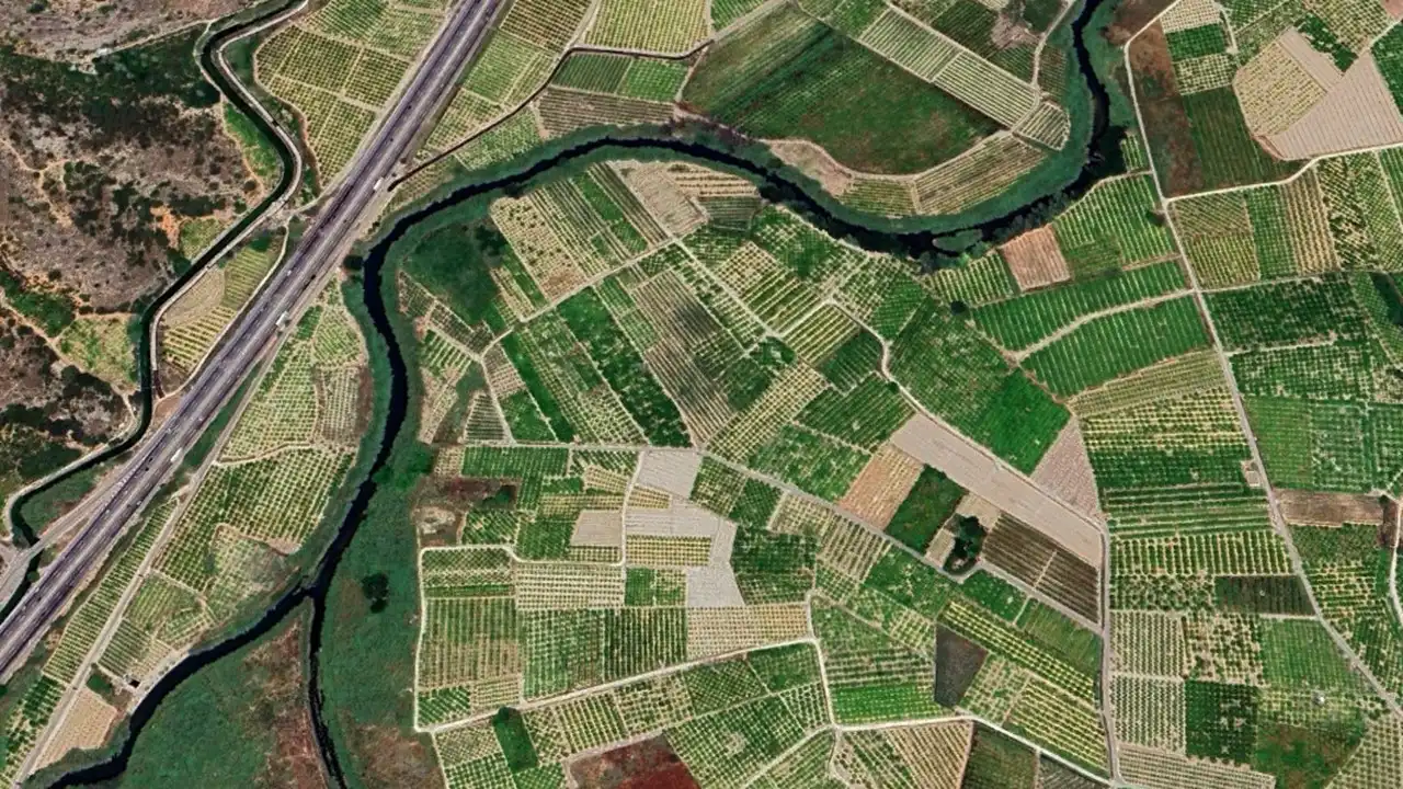 Rustikales Grundstück zum Verkauf in Pol 17, imagen 3