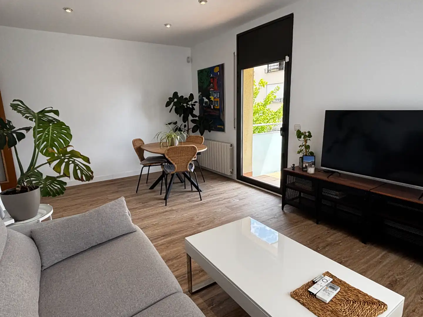 Living room of Flat for sale in Terrassa  with Air Conditioner, Heating and Parquet flooring