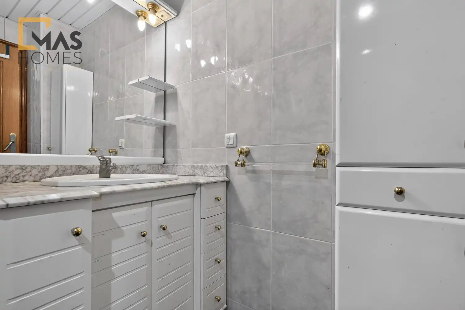 Baño de Piso en venta en Terrassa con Aire acondicionado, Calefacción y Terraza