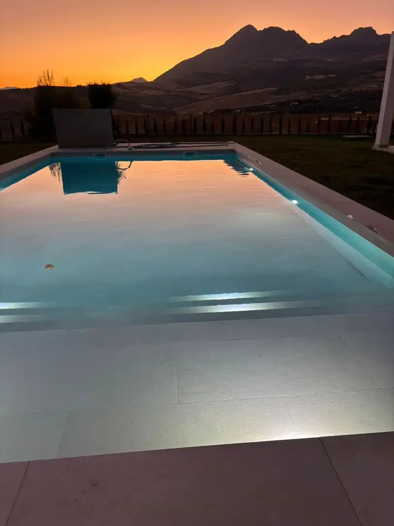 Piscina de Casa o chalet en venta en Colmenar con Aire acondicionado, Jardín privado y Terraza