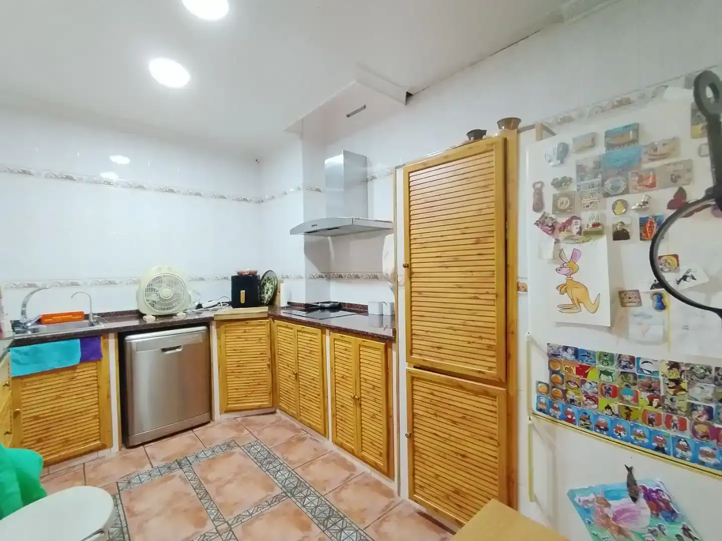 Cuina de Casa o xalet en venda en Sevilla amb Aire condicionat, Traster i Moblat