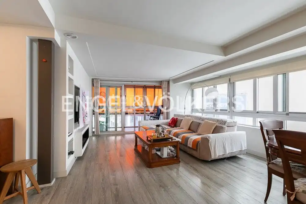 Sala de estar de Piso en venta en  Valencia Capital con Aire acondicionado, Calefacción y Parquet