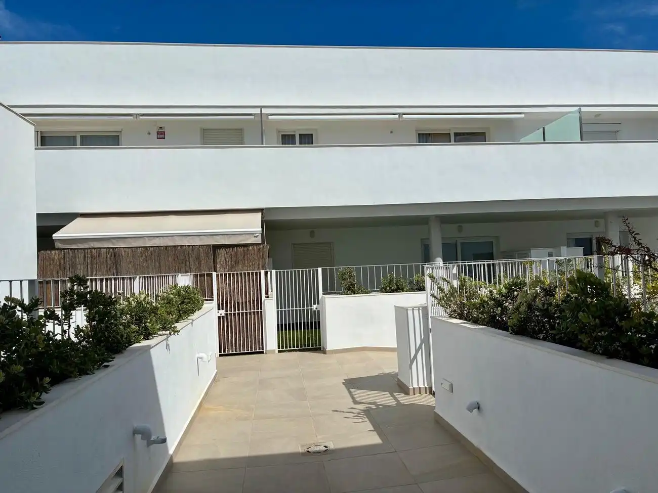 Vista exterior de Apartamento en venta en Conil de la Frontera con Aire acondicionado, Calefacción y Terraza