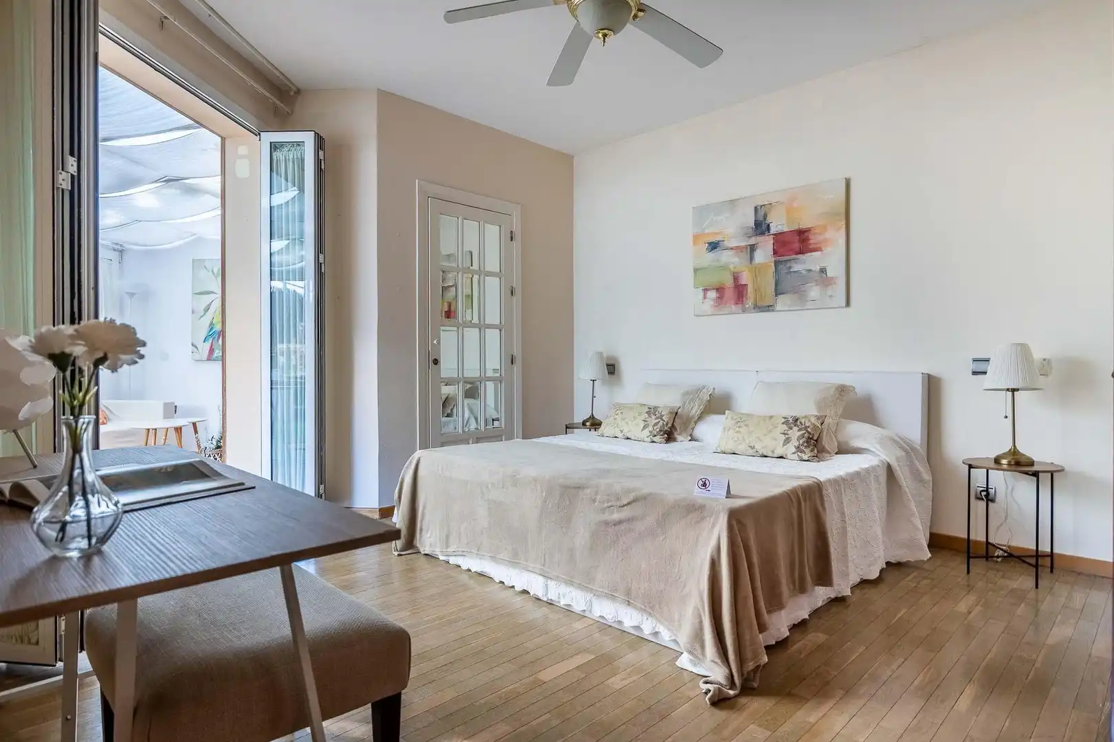 Bedroom of Flat for sale in Sevilla  with Air Conditioner, Private garden and Parquet flooring