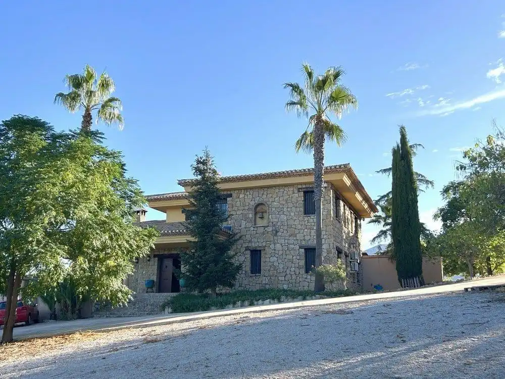 Vista exterior de Finca rústica en venta en Colomera con Calefacción, Terraza y Piscina