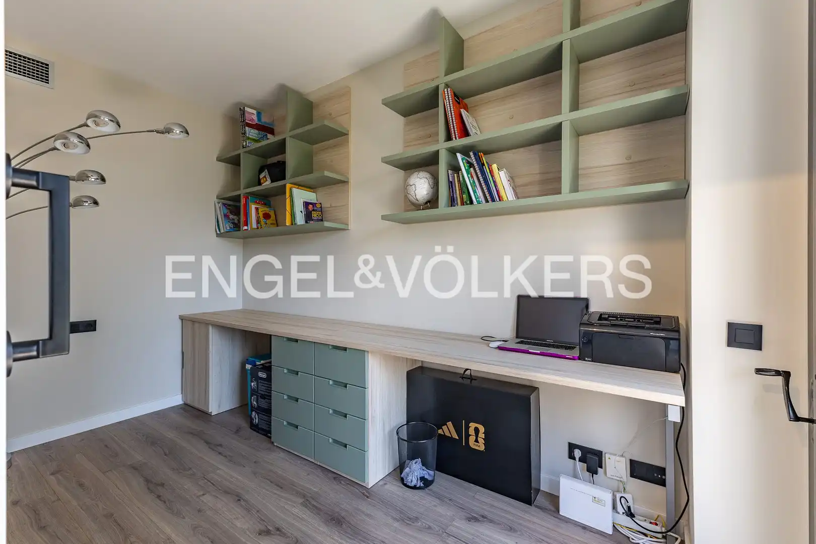 Flat for sale in Sabadell  with Air Conditioner, Heating and Parquet flooring