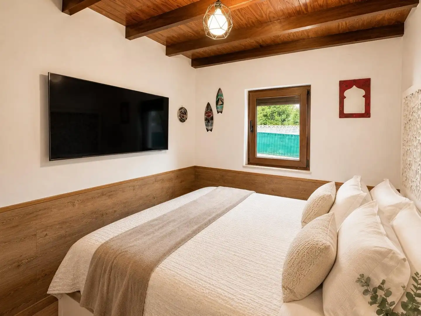 Schlafzimmer von Country house zum Verkauf in Camargo mit Klimaanlage, Heizung und Terrasse