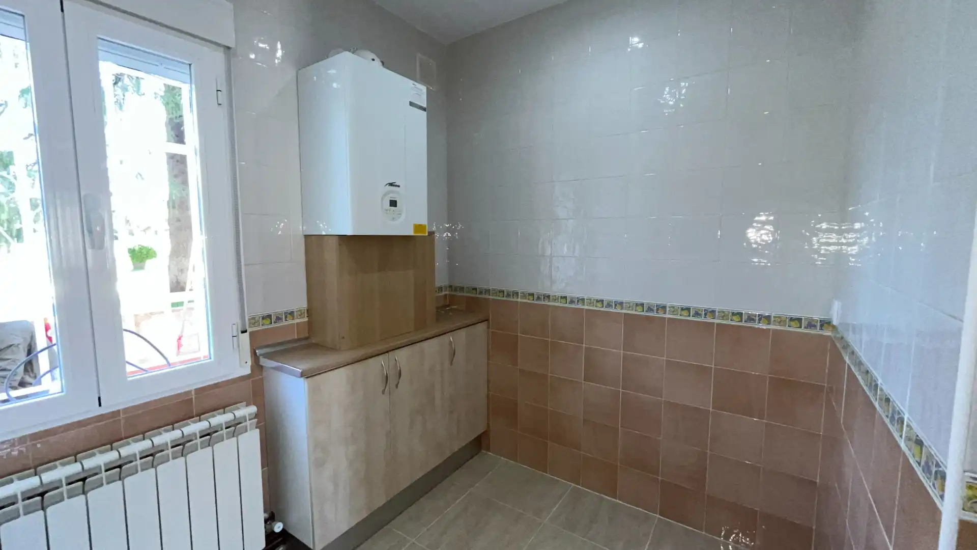 Cuina de Casa adosada de lloguer en Aldea del Fresno amb Aire condicionat, Calefacció i Parquet