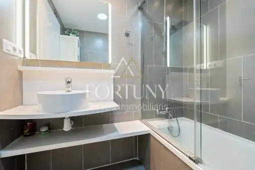 Bathroom of Flat for sale in Cambrils  with Air Conditioner and Swimming Pool