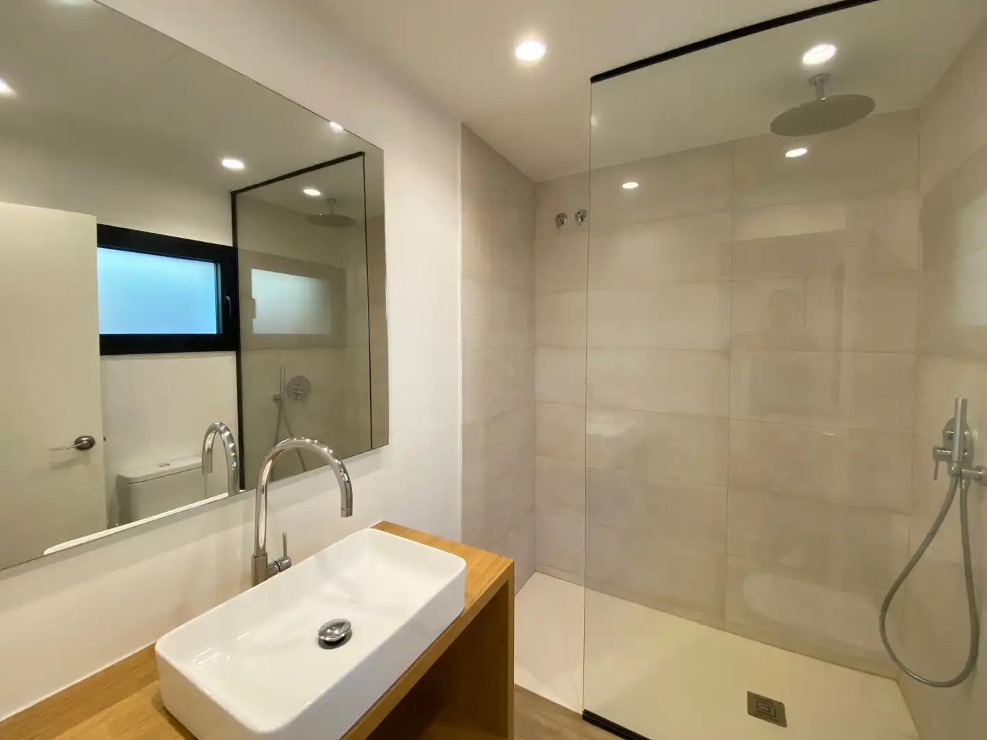 Terraced house with garden for sale in Carrer Medas, imagen 13