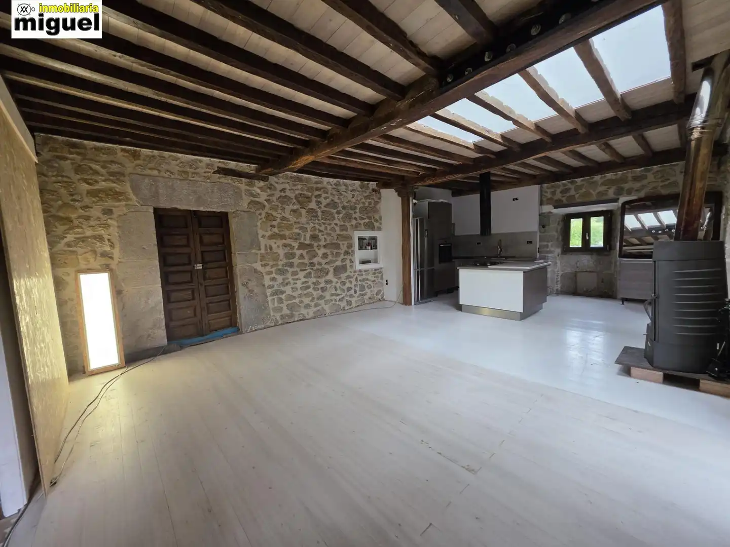 Küche von Haus oder Chalet zum Verkauf in Val de San Vicente  mit Privatgarten und Balkon