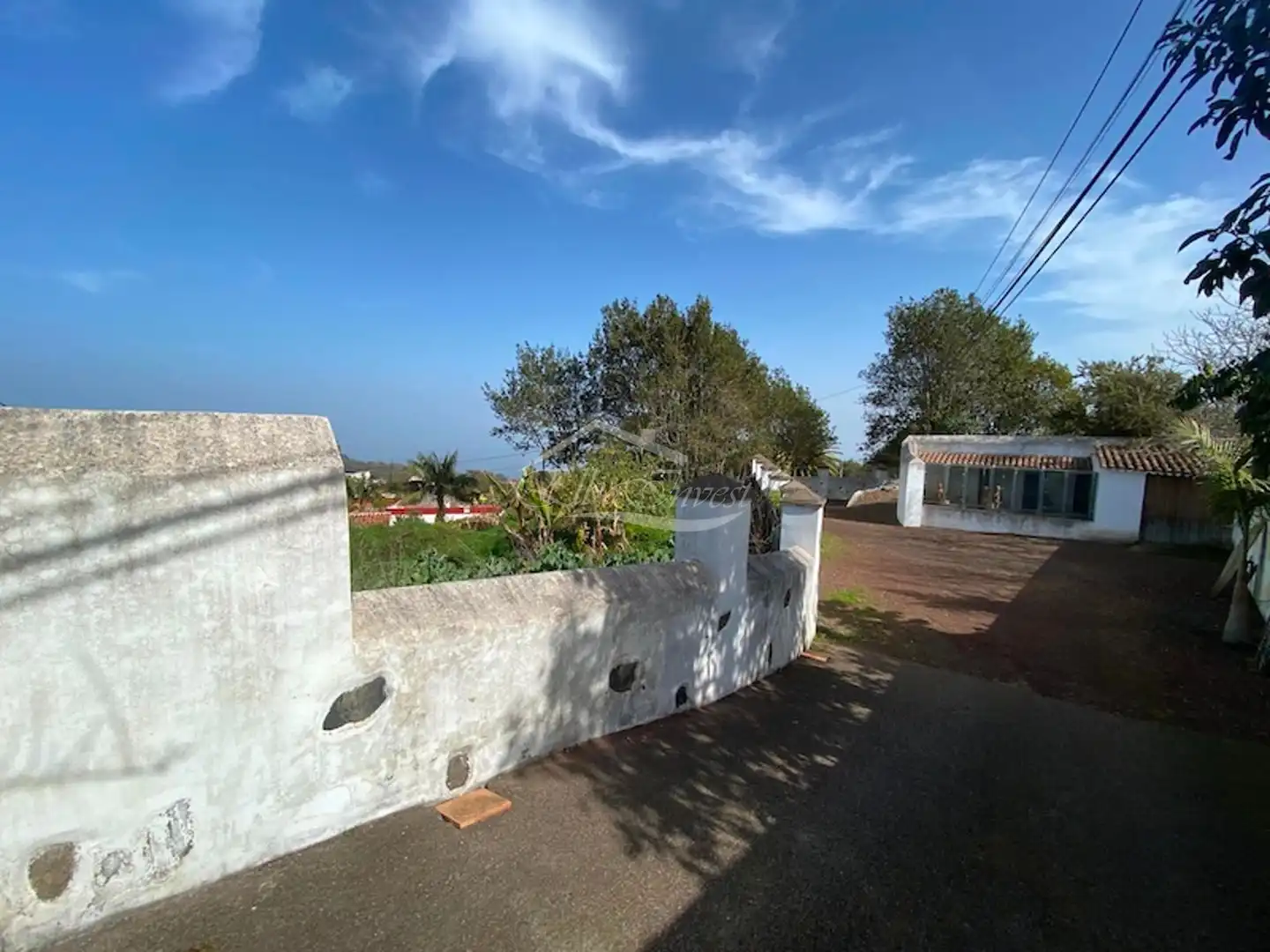Vista exterior de Casa o xalet en venda en El Tanque amb Jardí privat, Terrassa i Traster