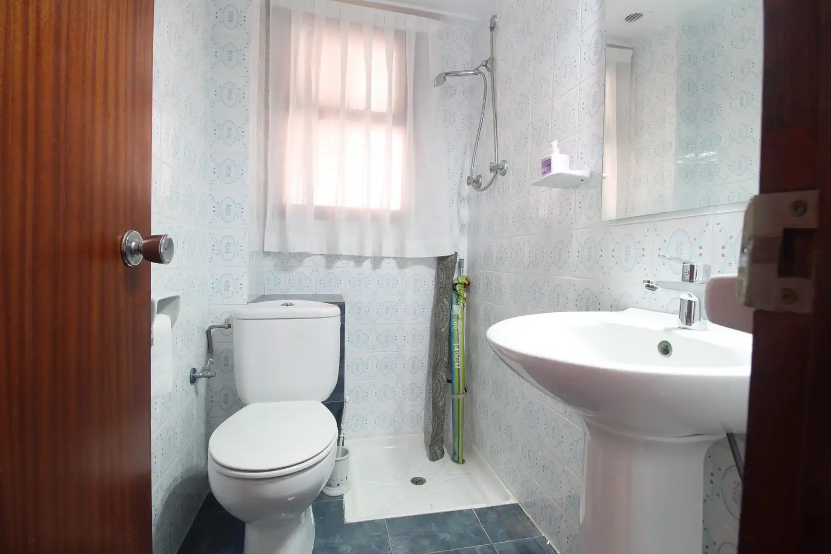 Baño de Apartamento en venta en Cullera con Terraza, Amueblado y Balcón