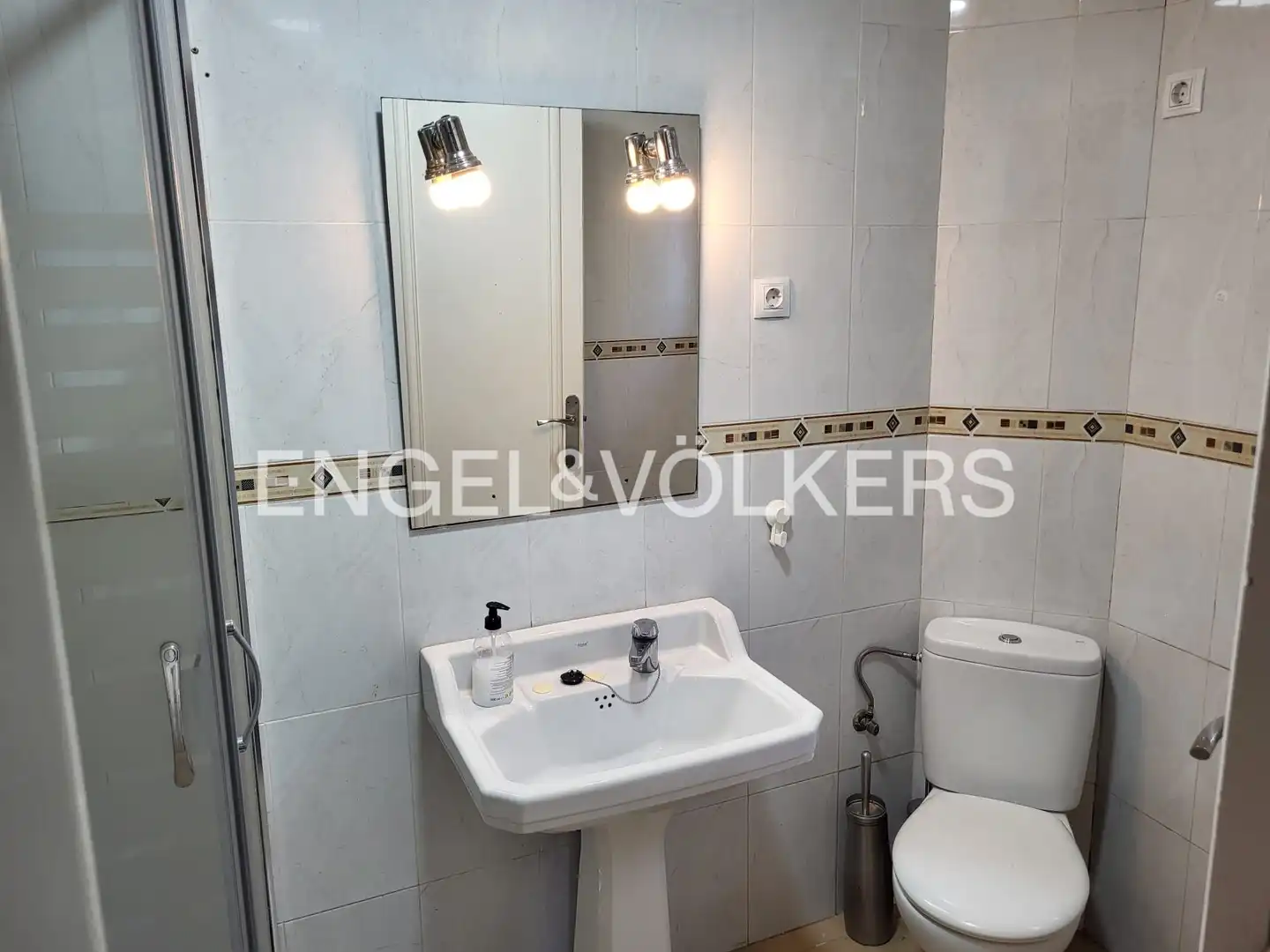Bathroom of Flat for sale in Manresa  with Heating, Furnished and Balcony