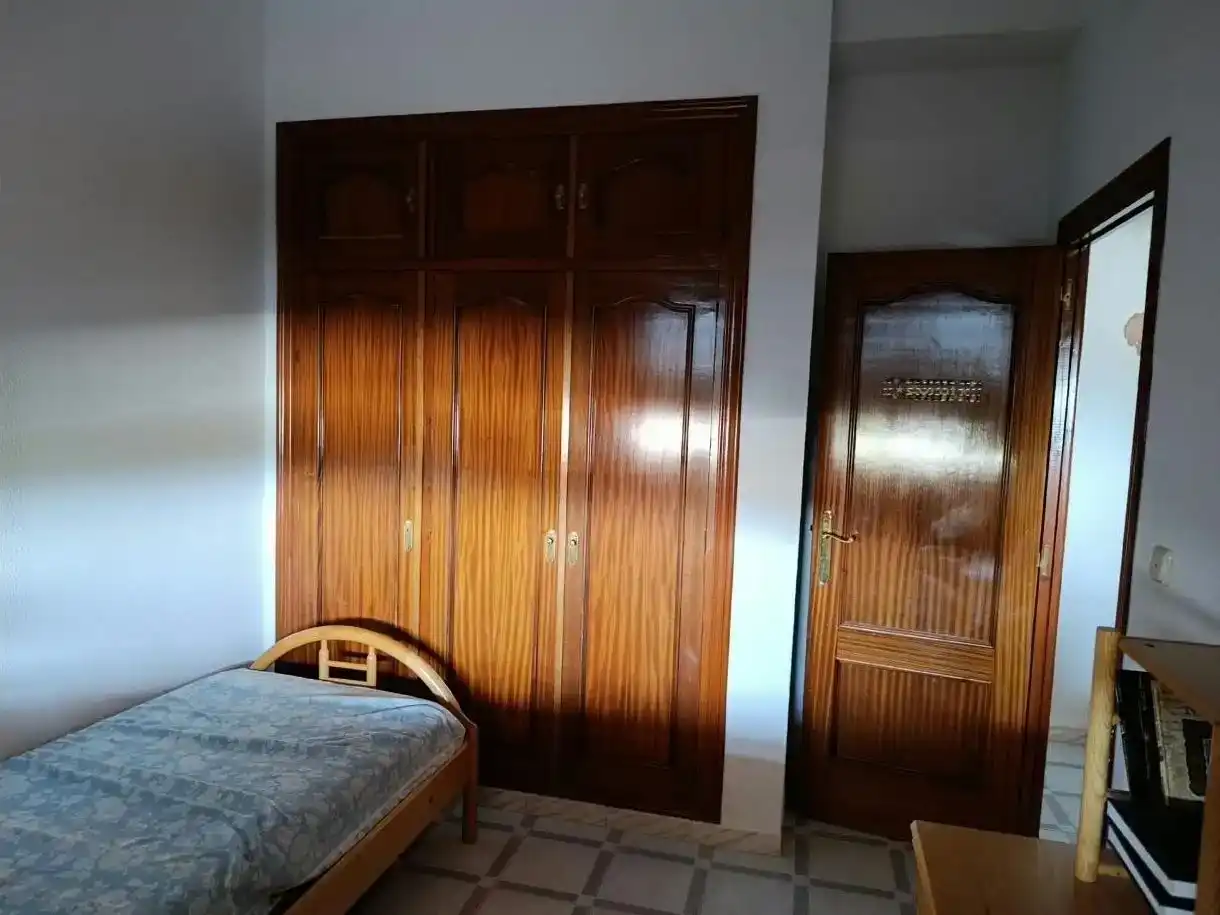 Dormitori de Pis en venda en Pinos Puente amb Jardí privat, Traster i Balcó