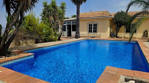 Coín Se vende magnífica casa con 4 dormitorios y 10.000m2 de terreno