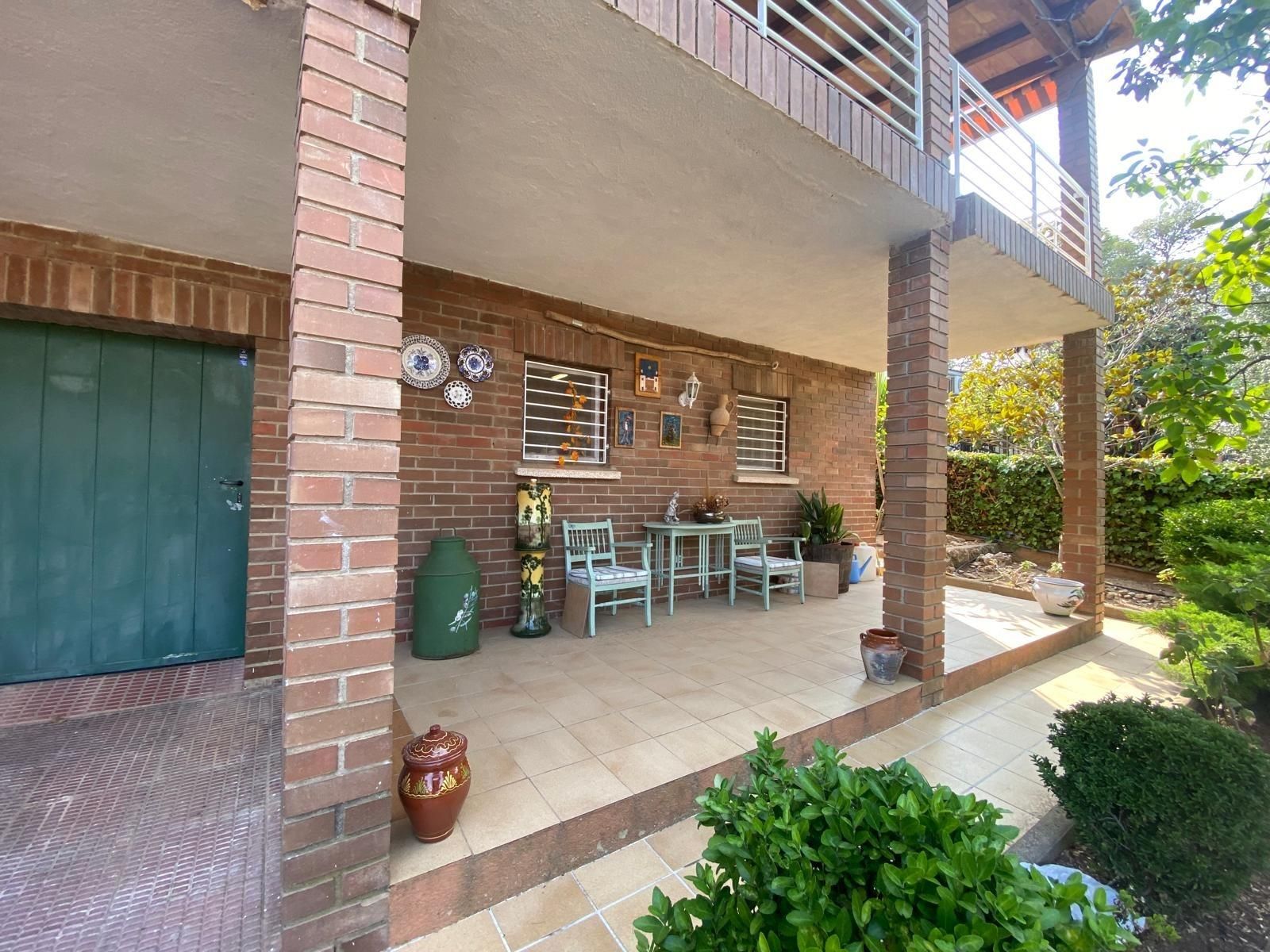 Terrace of House or chalet for sale in Albinyana  with Air Conditioner, Heating and Private garden