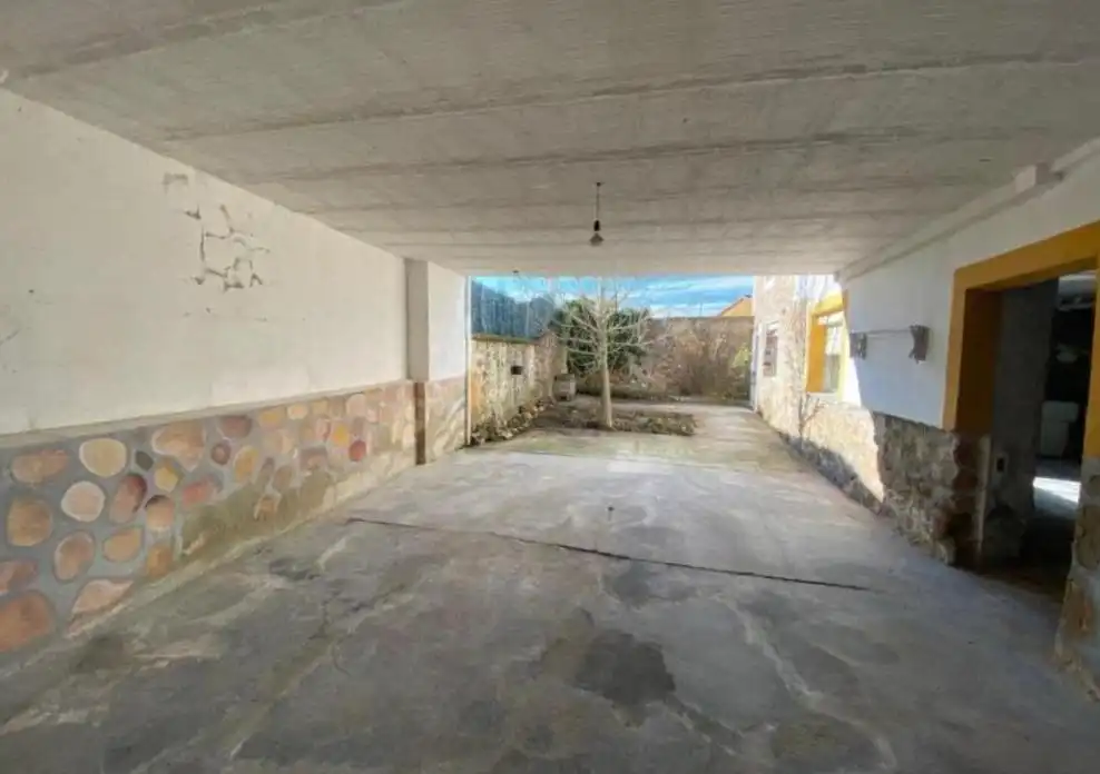 Casa o xalet en venda en Garrafe de Torío amb Terrassa