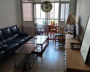 Living room of Flat to rent in  Jaén Capital  with Air Conditioner, Heating and Balcony