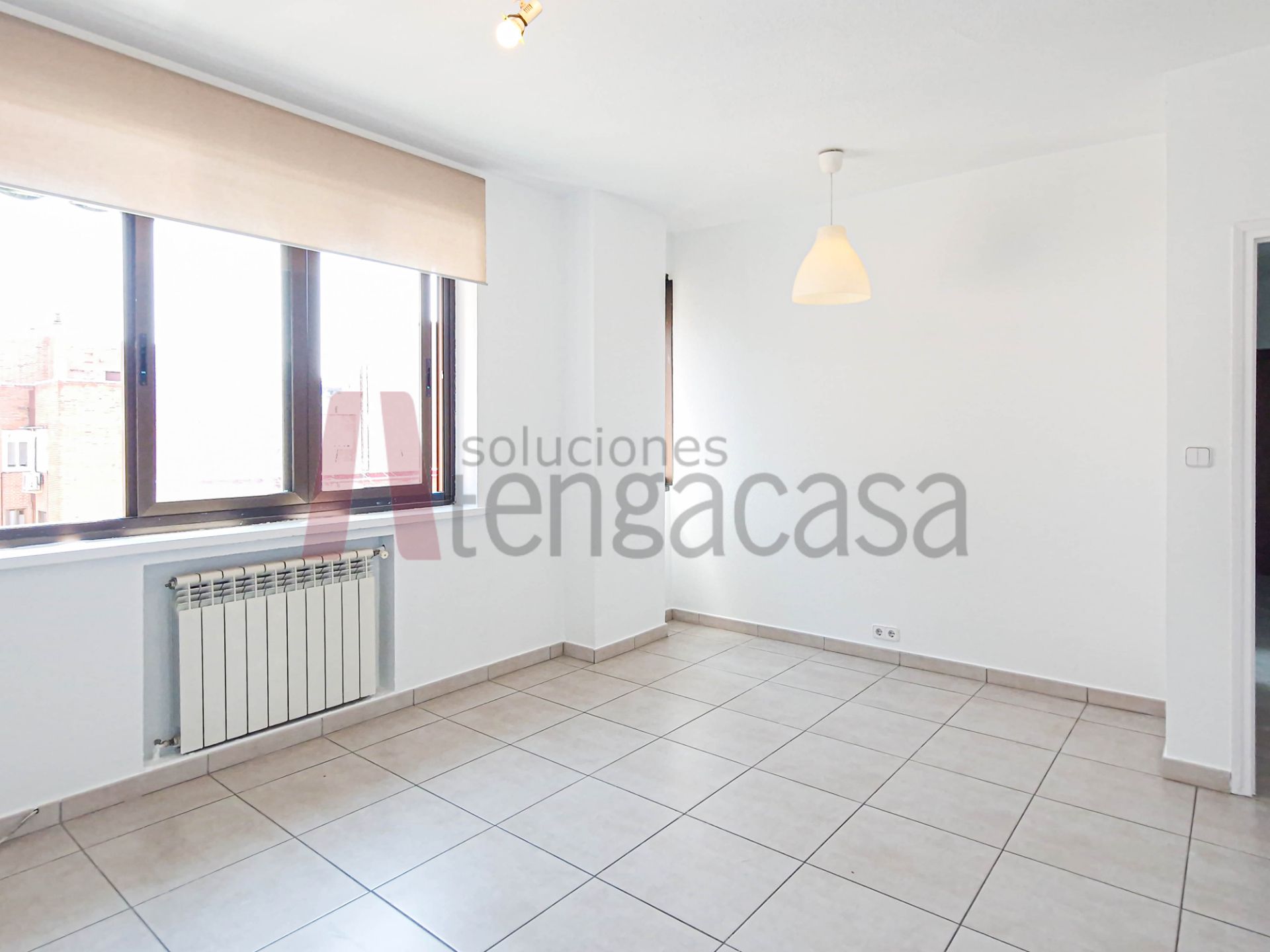 Bedroom of Flat to rent in  Madrid Capital  with Heating, Oven and Washing machine