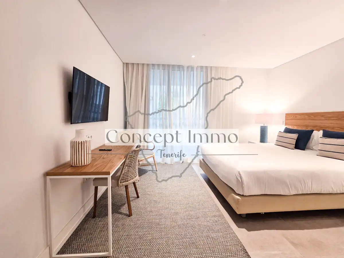 Habitación de Planta baja en venta en Guía de Isora con Aire acondicionado, Jardín privado y Terraza