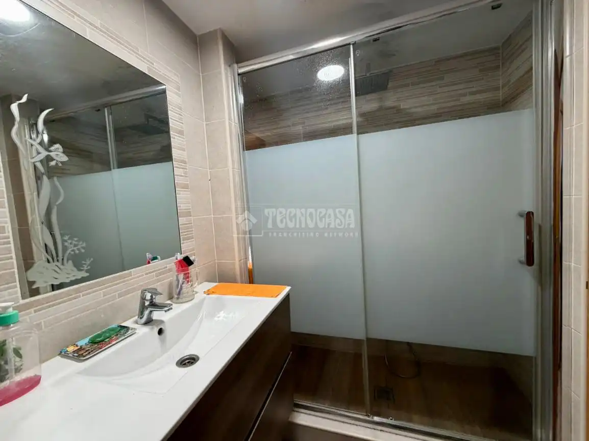 Bathroom of Flat for sale in Mijas  with Heating, Parquet flooring and Terrace