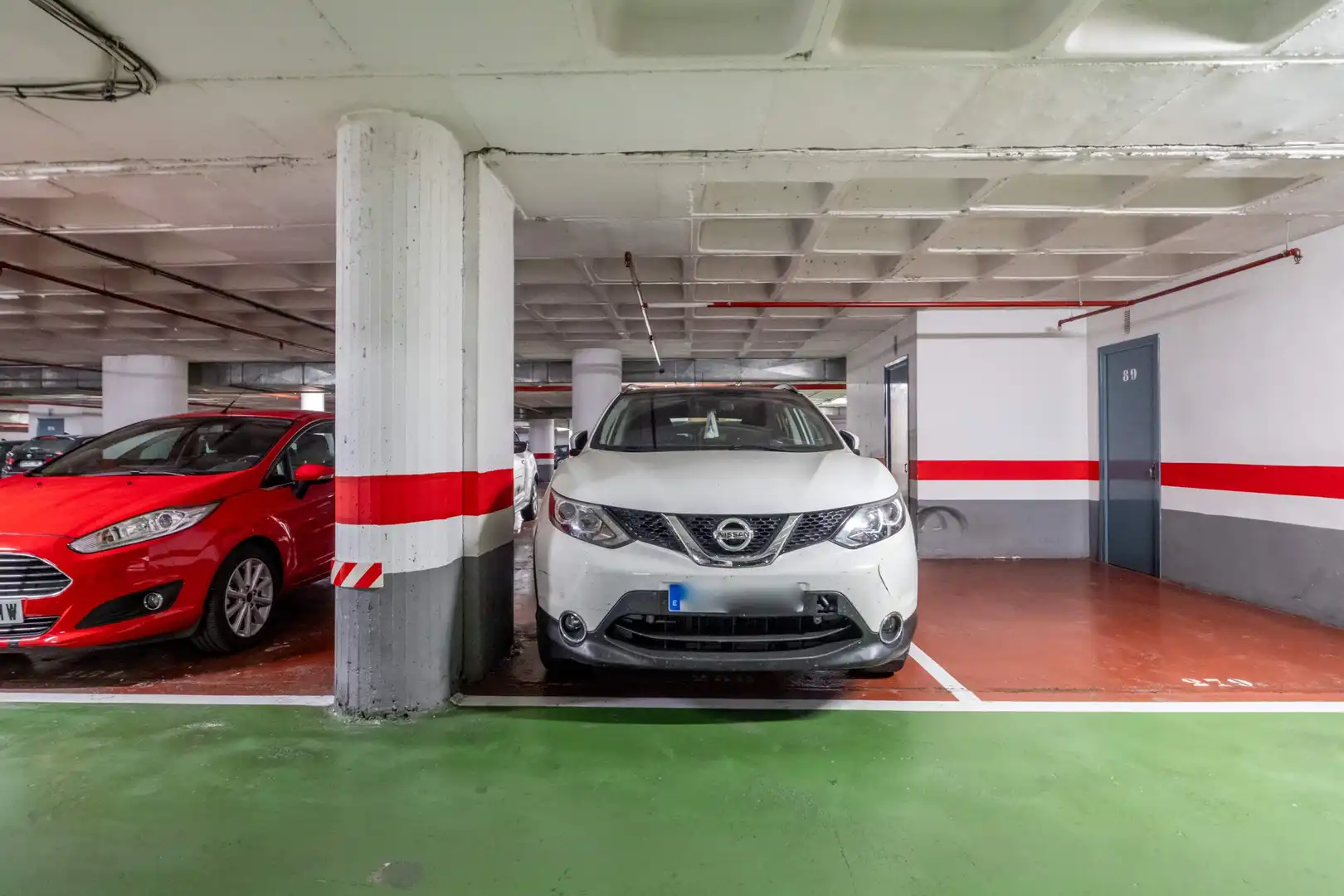 Parkplatz von Wohnung zum Verkauf in Zaragoza mit Klimaanlage, Heizung und Parkett