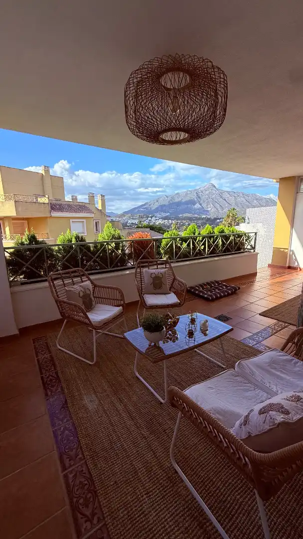 Terrasse von Wohnung zum Verkauf in Marbella mit Klimaanlage, Terrasse und Abstellraum