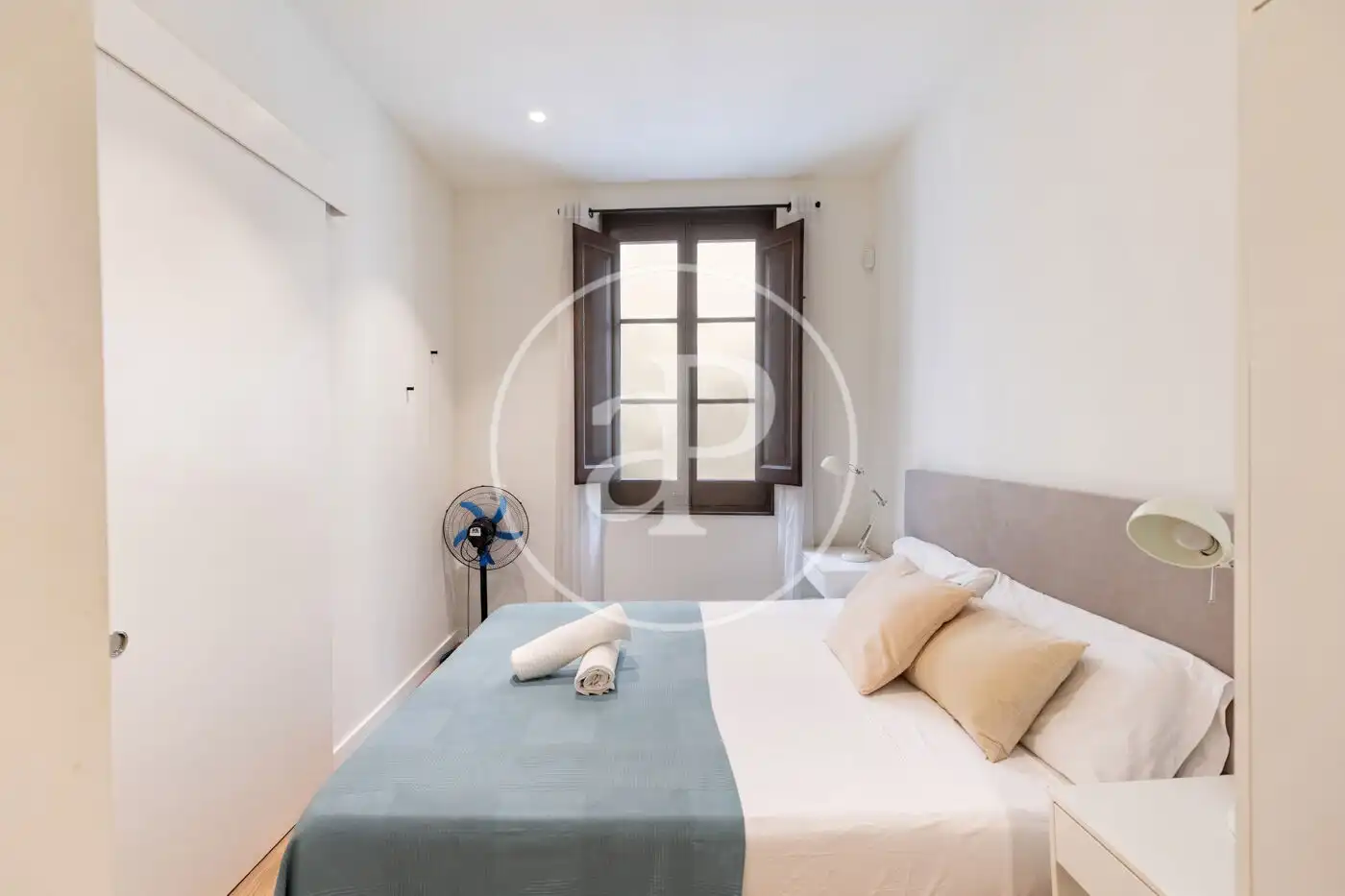 Bedroom of Flat for sale in Barcelona  with Heating and Furnished