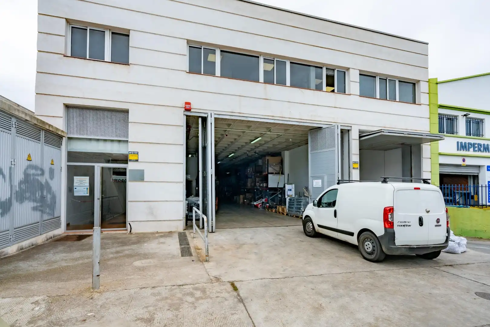 Vista exterior de Nave industrial en venta en La Orotava