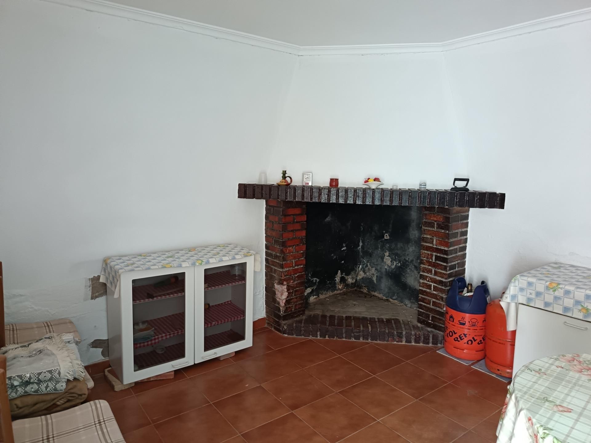 Sala d'estar de Casa o xalet en venda en Argamasilla de Calatrava amb Calefacció i Traster