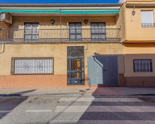 Vista exterior de Casa o xalet en venda en  Granada Capital amb Jardí privat