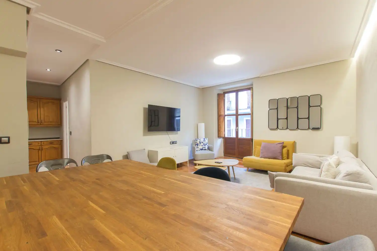Sala de estar de Piso en venta en  Pamplona / Iruña con Calefacción, Amueblado y Balcón