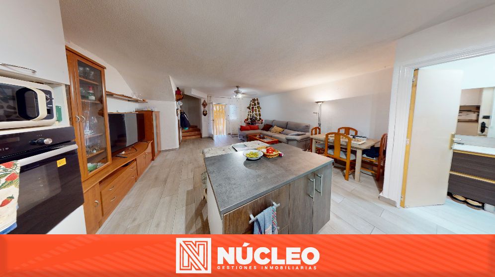 Kitchen of Single-family semi-detached for sale in Torrevieja  with Private garden, Terrace and Furnished