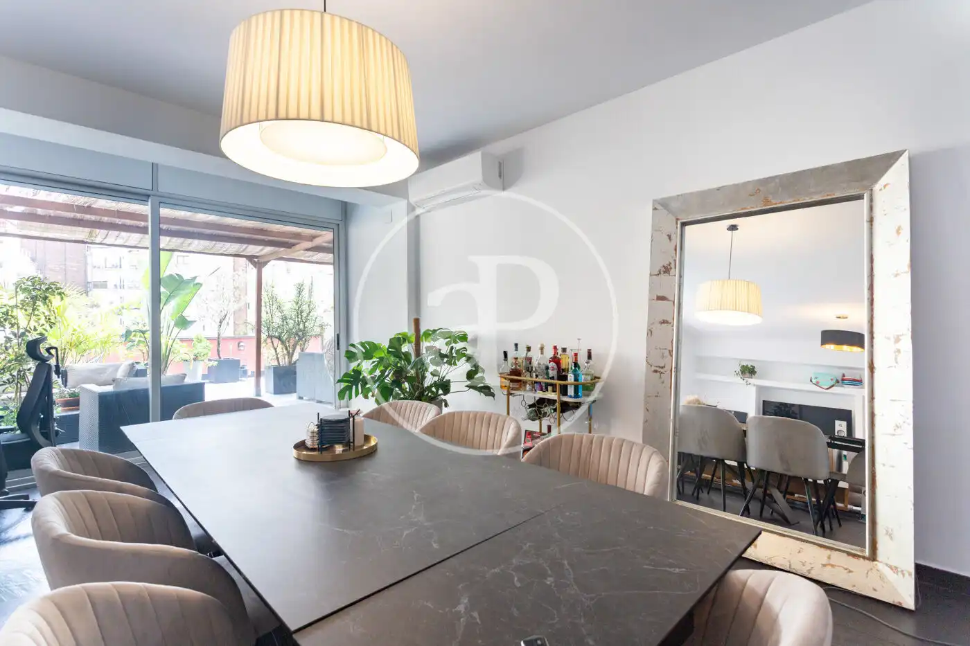 Dining room of Flat for rent in Barcelona  with Air Conditioner, Heating and Private garden