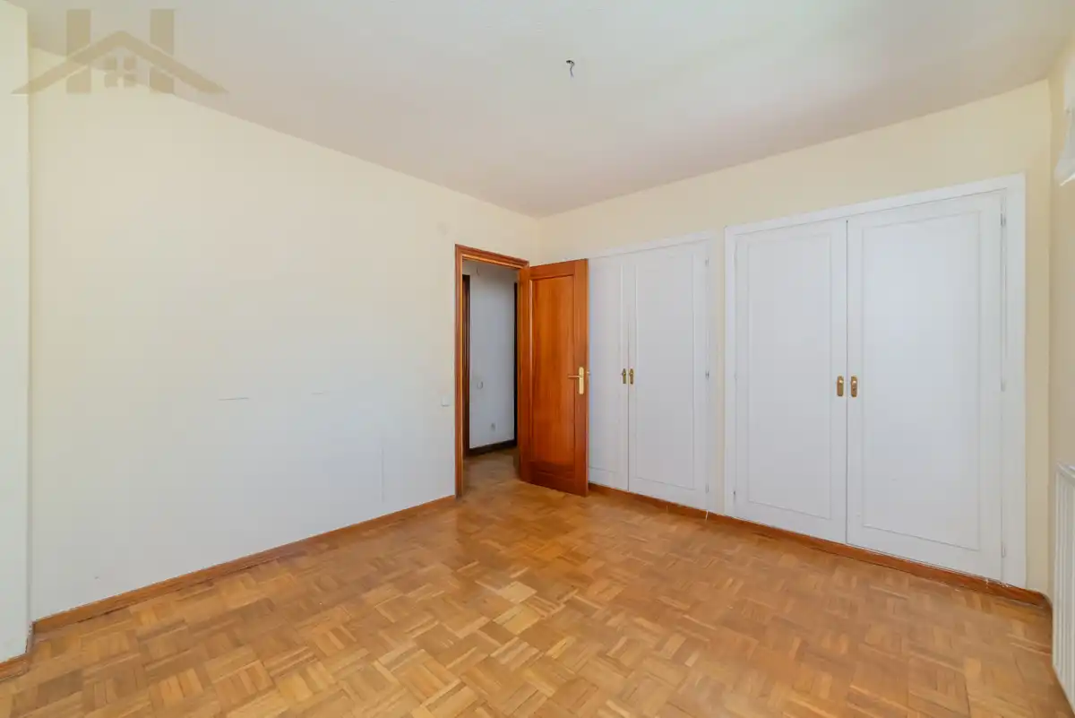 Habitación de Piso en venta en Colmenar Viejo con Terraza, Trastero y Amueblado