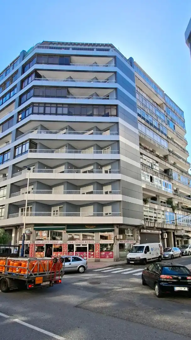 Vista exterior de Piso en venta en Vigo  con Terraza y Trastero